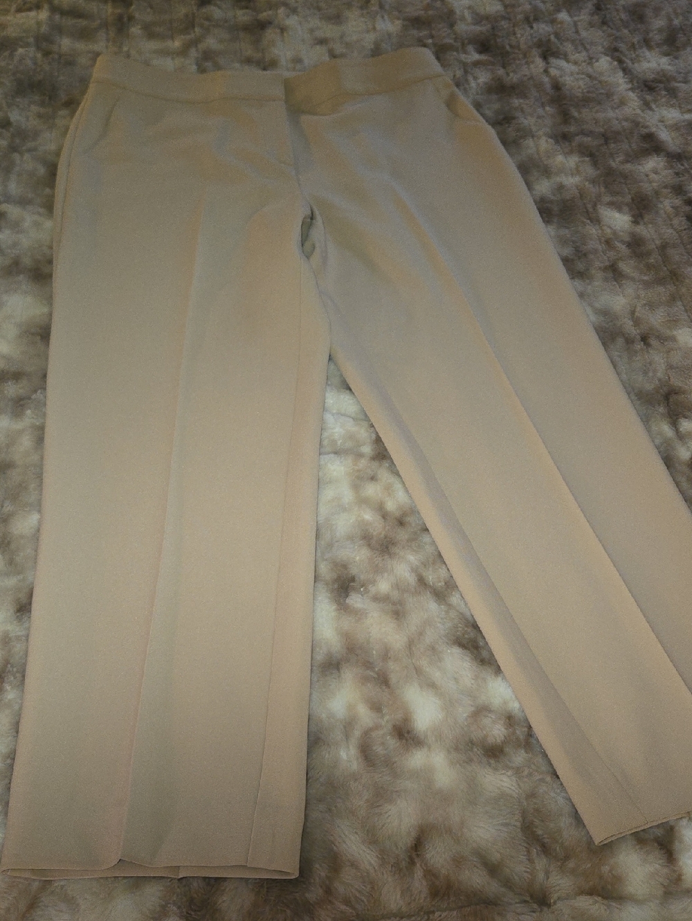 St. John Beige Straight Leg Trousers Size 8 Classic Tailored Pants